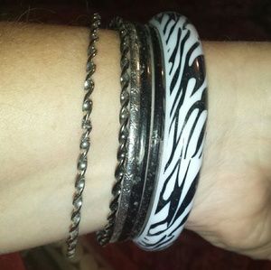 Multiple bracelets  as a lot